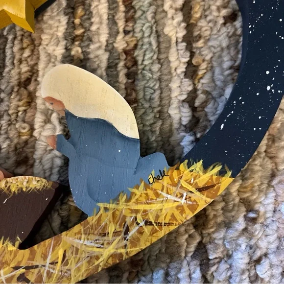 Wooden Nativity Hanging Piece - Picture 5 of 9